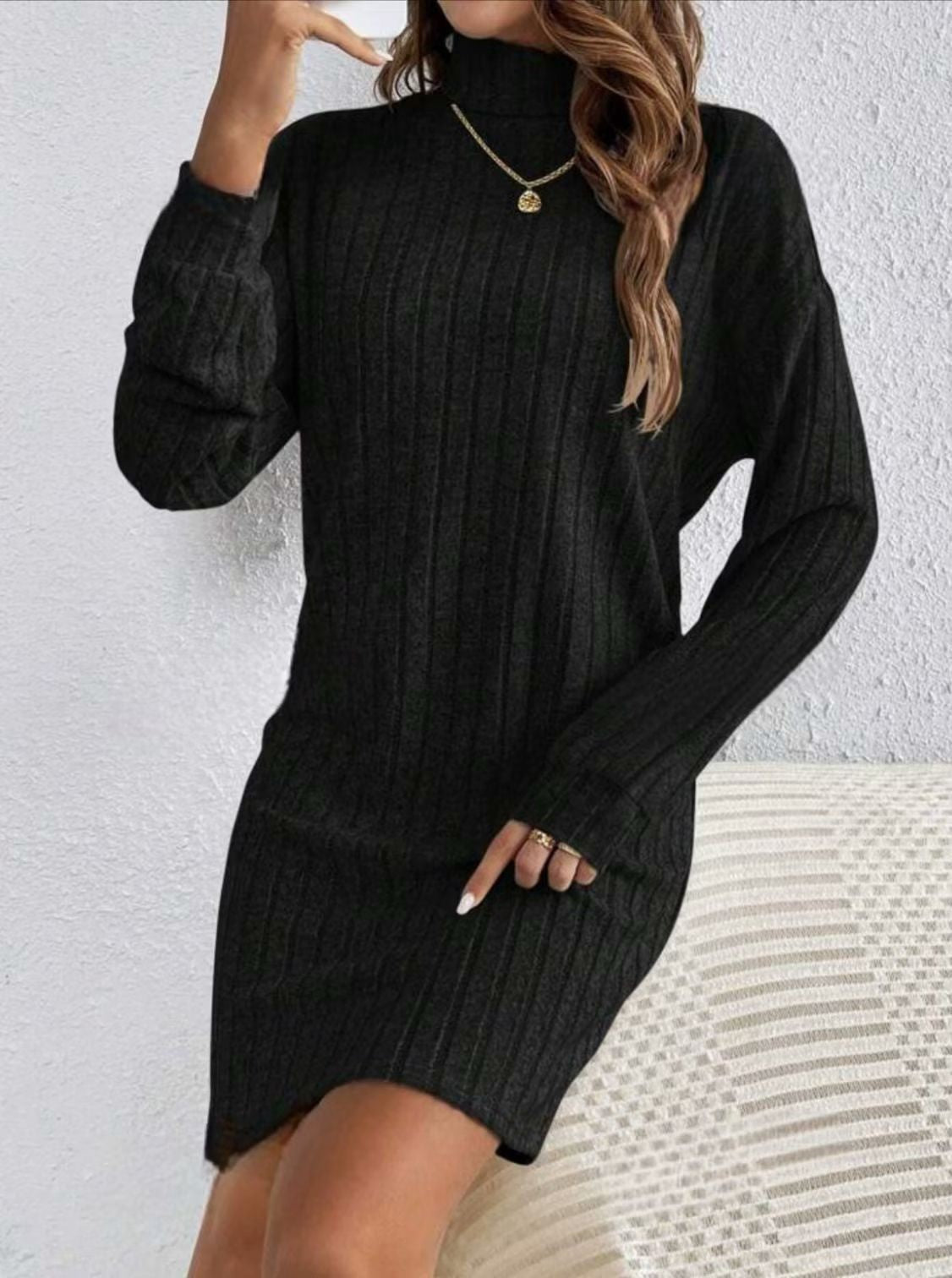 Chiara - Vestido de invierno de mujer de punto acanalado con cuello alto