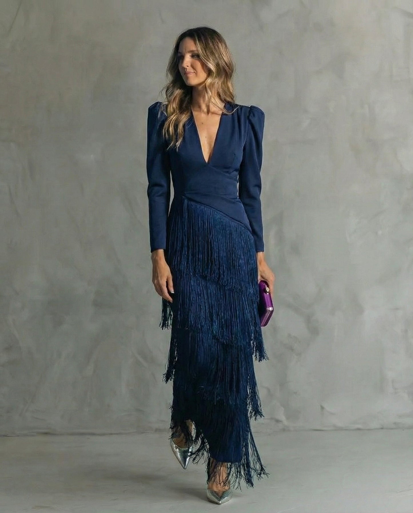 Alessia | Vestido midi elegante con mangas de flecos